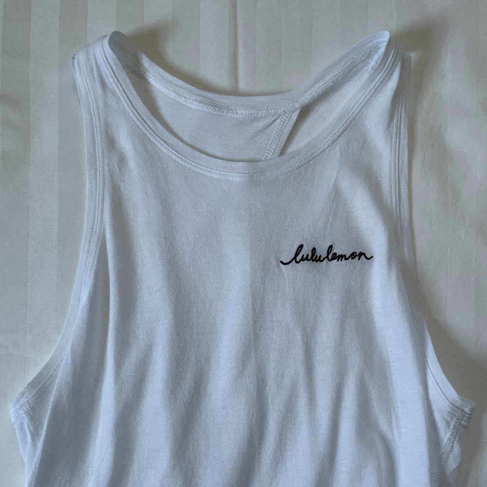 Lululemon White All Tied Up Tank with Script Brand Name Size 2